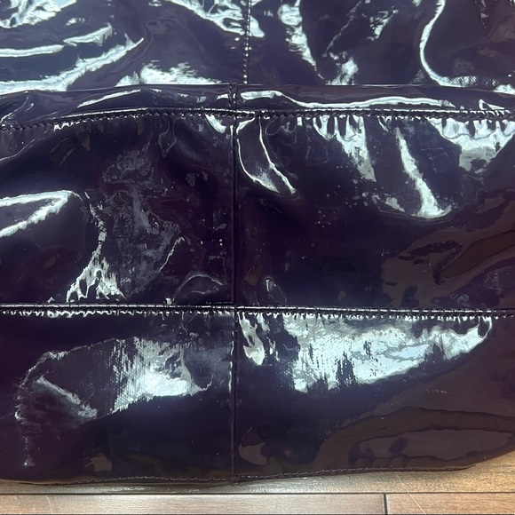 Agnes B vinyl hobo type bag - Picture 4 of 5